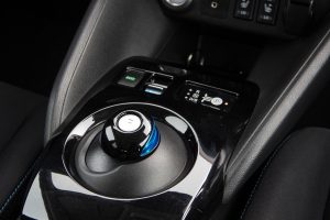 Pārdod Leaf     - 150z/s , 2021