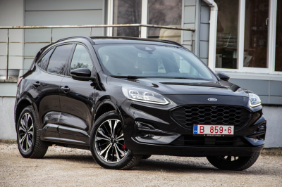 Pārdod Kuga ST-Line  2.5   - 225z/s , 2022