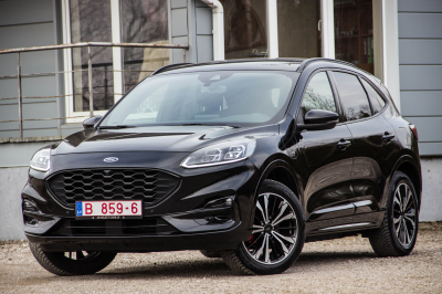 Pārdod Kuga ST-Line  2.5   - 225z/s , 2022