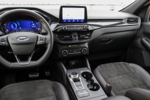 Pārdod Kuga ST-Line  2.5   - 225z/s , 2022