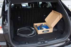 Pārdod Kuga ST-Line  2.5   - 225z/s , 2022