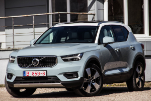 Pārdod XC-40 AWD  2.0 D4  - 190z/s , 2018