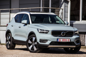 Pārdod XC-40 AWD  2.0 D4  - 190z/s , 2018