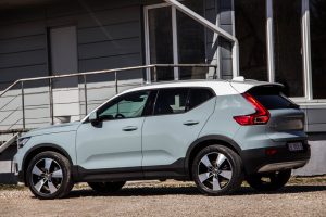 Pārdod XC-40 AWD  2.0 D4  - 190z/s , 2018