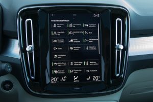 Pārdod XC-40 AWD  2.0 D4  - 190z/s , 2018