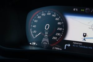 Pārdod XC-40 AWD  2.0 D4  - 190z/s , 2018