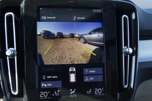 Pārdod XC-40 AWD  2.0 D4  - 190z/s , 2018