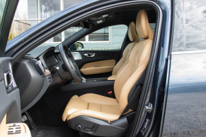 Pārdod XC-60 Inscription  2.0 T6  - 253z/s , 2021