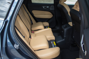 Pārdod XC-60 Inscription  2.0 T6  - 253z/s , 2021