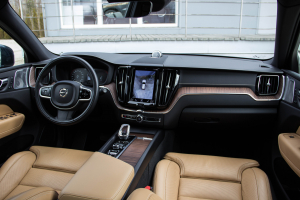 Pārdod XC-60 Inscription  2.0 T6  - 253z/s , 2021