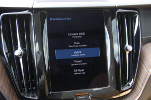 Pārdod XC-60 Inscription  2.0 T6  - 253z/s , 2021