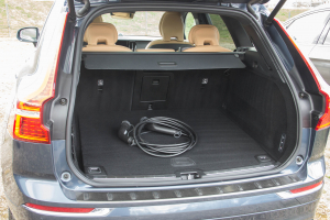 Pārdod XC-60 Inscription  2.0 T6  - 253z/s , 2021