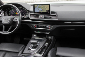 Pārdod Q5 S-Line E  2.0 TFSi  , 2020
