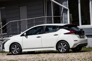 Pārdod Leaf     - 150z/s , 2021