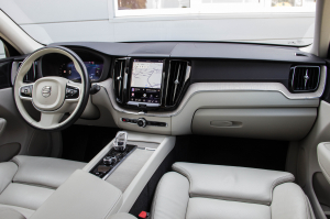 Pārdod XC-60 Inscription  2.0   - 253z/s , 2022